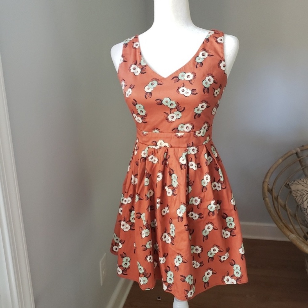2 for $12 xs/s vintage Tan Fit& Flair Dress a line